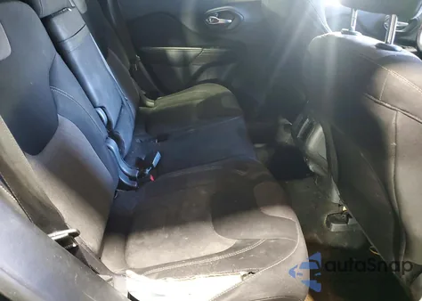 2014 Jeep Cherokee Latitude z USA, uszkodzony, nr VIN 1C4PJMCB3EW174150